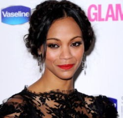 Bintang Avatar Zoe Saldana Bertunangan 