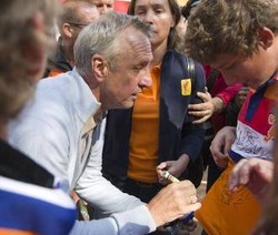 Cruyff Malas Nonton Brasil