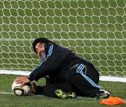 Maradona: Ada Apa denganmu, Schweini?