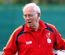 Aragones Kini Puji Del Bosque & Spanyol