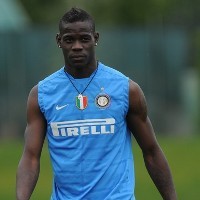 Putra Berlusconi Suka Balotelli
