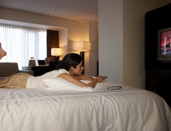 Serial TV Lebih Menghibur Wanita Ketimbang Seks