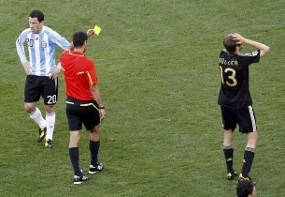 Gembira dan Duka untuk Mueller