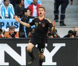 Yang Muda, yang Berjaya