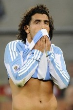 Tevez: Argentina Tampil Buruk