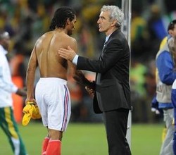 Malouda: Domenech Tutup Telinga