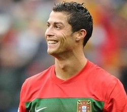Cristiano Ronaldo Jadi Bapak!
