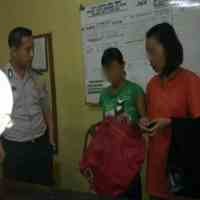 2 SPG Matahari Dept Store Embat Baju