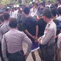 Warga 5 Desa Demo PLTU Tanjung Awar-Awar Tuban