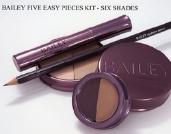 Desainer Brian Bailey Luncurkan Kosmetik