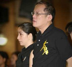 Agar Tak Telat, Presiden Filipina Pilih Bangun Pagi