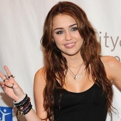 Katy Perry Prediksi Miley Cyrus Ikuti Jejak Britney