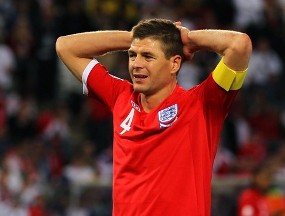 Gerrard: Pensiun? Belum