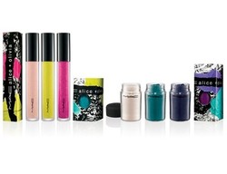 MAC Luncurkan Kosmetik Bersama Alice+Olivia