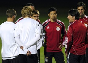 Der Panzer Menang Tipis 2-1 