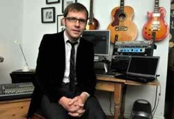 Telinga Mau Pecah Gara-gara Alergi Suara