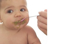 Bayi 6-12 Bulan Jangan Diberi Garam, Gula dan Buah Manis