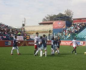 Main Bola Tanpa Wasit? Bisa Saja
