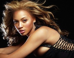 Make-Up Cantik Untuk Kulit Gelap