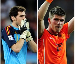 Belanda oke di Depan, Spanyol Tangguh di Belakang