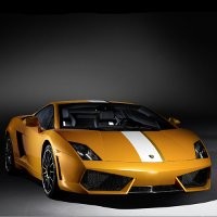 Konvoi Tak Sesuai Aturan, 12 Mobil Lamborghini Ditilang Polisi