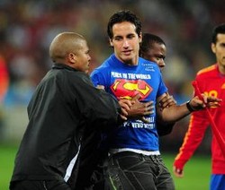 Semifinal Disusupi Superman