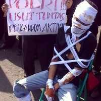 LSM dan Mahasiswa Semarang Demo Kecam Penganiayaan Aktivis ICW