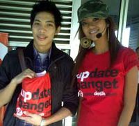 Farah Quinn Bagi-bagi Tiket TransJ