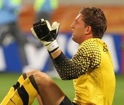 Stekelenburg Mungkin Absen
