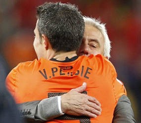 Van Marwijk Tetap Percaya Van Persie