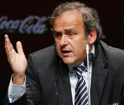 Pingsan, Platini Dilarikan ke RS