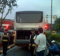Bus TransJ Berasap di Otista, Penumpang Panik