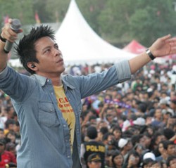 Roy Marten Sarankan Ariel Pindah Penjara