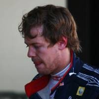 Vettel Kalem Tanggapi Konflik Internal