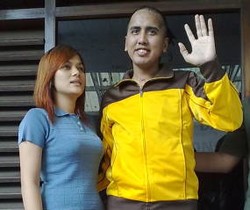 Dicerai Istri, Gugun Gondrong Gelar Pengajian