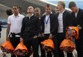 F16 Sambut Kepulangan Tim Belanda