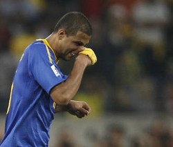 Melo Salahkan Vuvuzela 