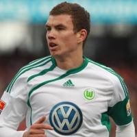 Juve Mulai Bicarakan Dzeko