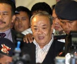 Anggodo Hadiri Sidang PK SKKP Bibit-Chandra