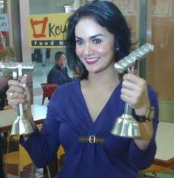 Pakai Cincin Pemberian Raul, KD Dianggap Tak Punya Malu