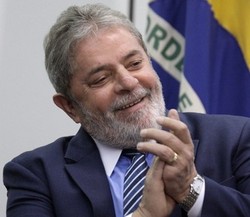 Lula Bantah Brasil Tak Siap Helat PD 2014