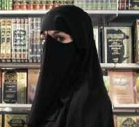 AS Tidak Setuju Prancis Larang Cadar