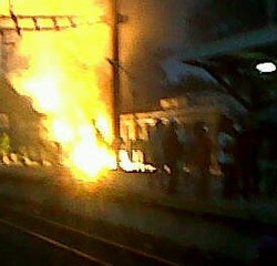 Humas Daops I PT KA: Kereta Tidak Terbakar, Hanya Korsleting