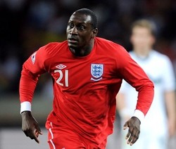 Heskey Pensiun dari Tim Inggris