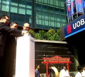 Bank UOB Buka Kantor Baru
