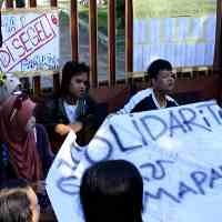 Guru Dimutasi, Ratusan Pelajar Segel Sekolah dan Mogok