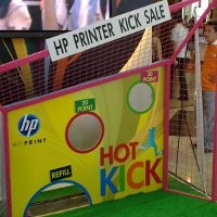 HP Gelar Adu Penalti di Tengah Pameran
