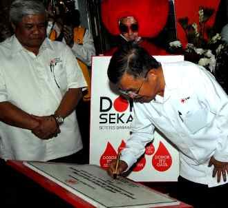 JK Resmikan Gerai Donor Darah