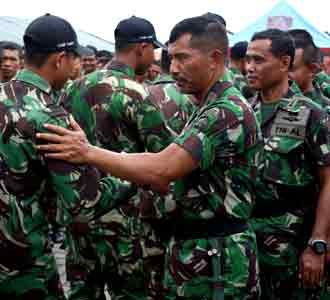 Pelepasan Kontingen Binsat Pasmar-1