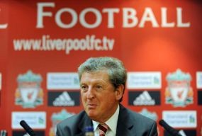 Hodgson Belum Pikirkan Soal Transfer